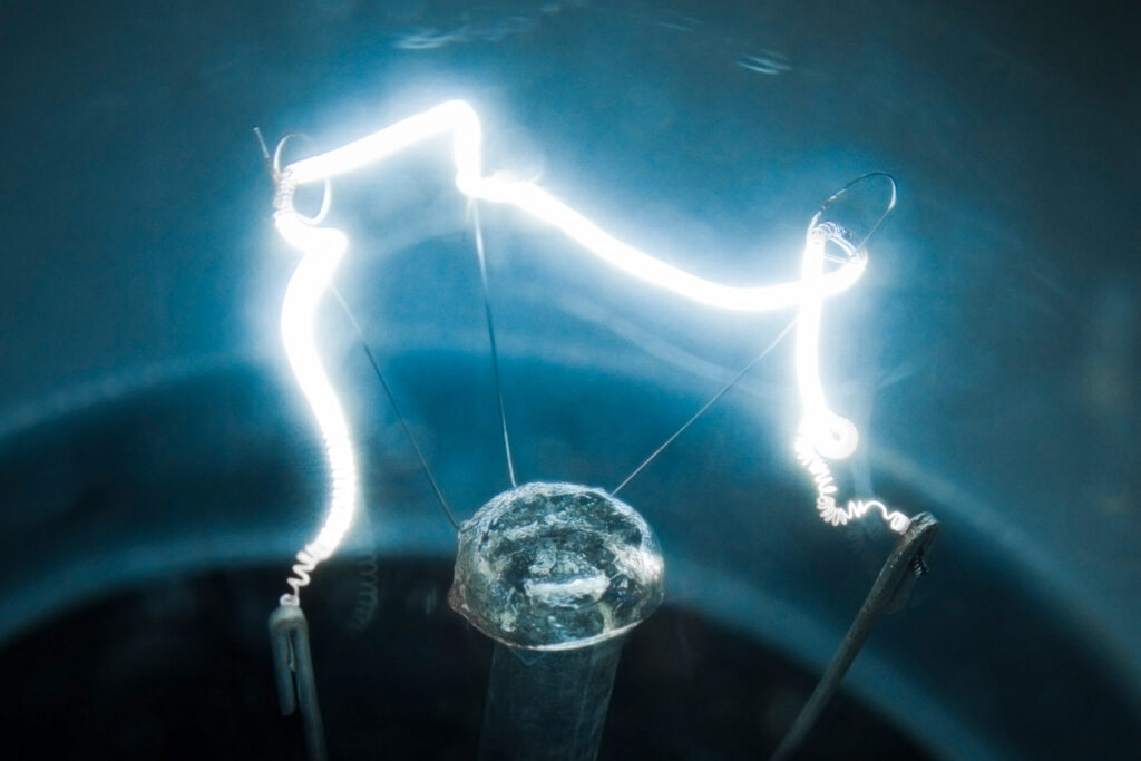 韓成功研發電磁脈衝技術 !